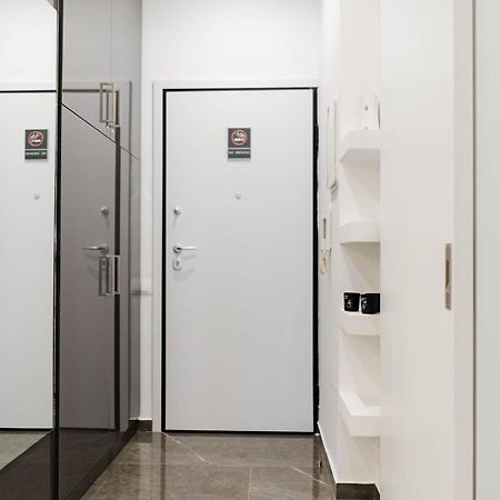 Larissa Railway &Metro Station Apartment Афіни Екстер'єр фото